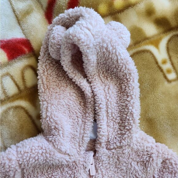 Free💗 Old Navy Critter Hooded One-Piece Suit 3-6 months Sherpa - Picture 2 of 3